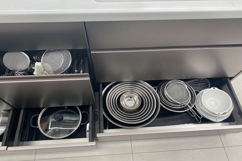 調理器具や食器