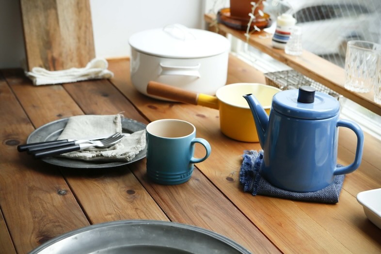 STUDIO BRASS｜食器・調理器具が充実