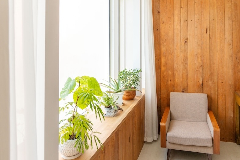 STUDIO BRASS｜物撮りにおすすめな窓際スペース