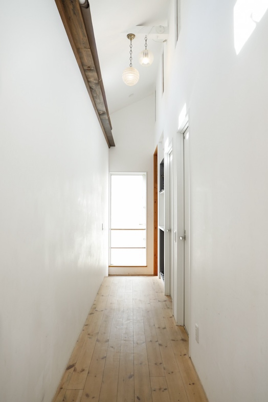 STUDIO BRASS｜廊下スペース