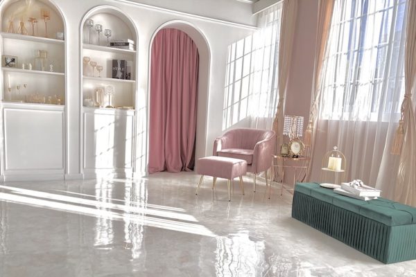 アーチ型の棚やレースカーテンのあるピンク壁など撮影背景が豊富