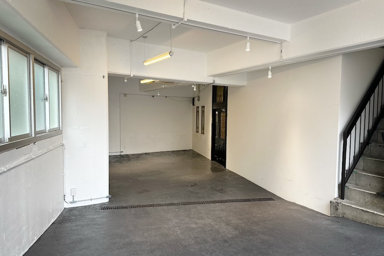 S.H.P. OTOWA FAB STUDIO｜家具や看板を移動させ広々と使用可能