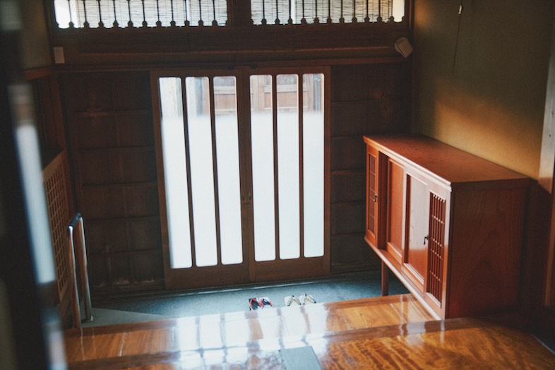 出汁　北千住古民家｜【1階】外出、帰宅シーンの撮影可能な古き良き玄関