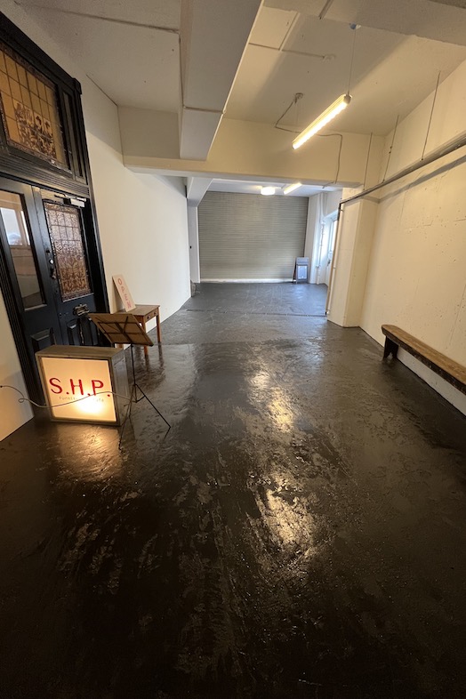 S.H.P. OTOWA FAB STUDIO｜シャッターを閉めて倉庫や車庫シーンの撮影に