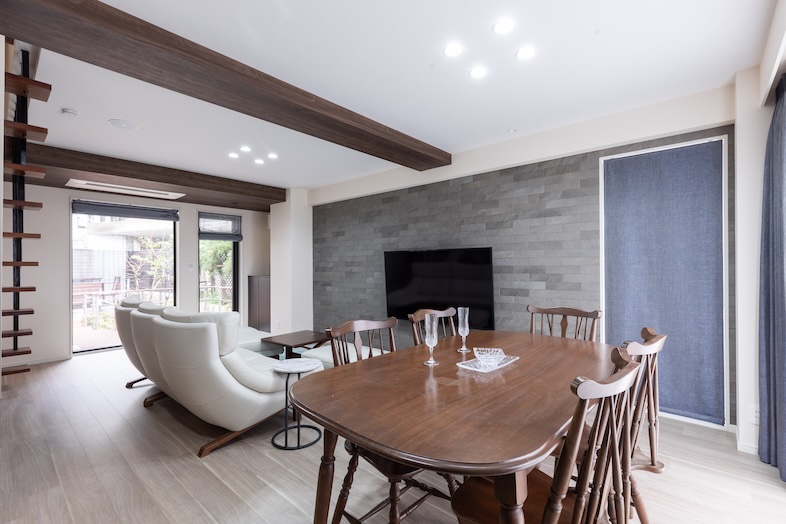 スタジオINAMURA248｜調光可能なので、イメージに合わせて照明を変更できます