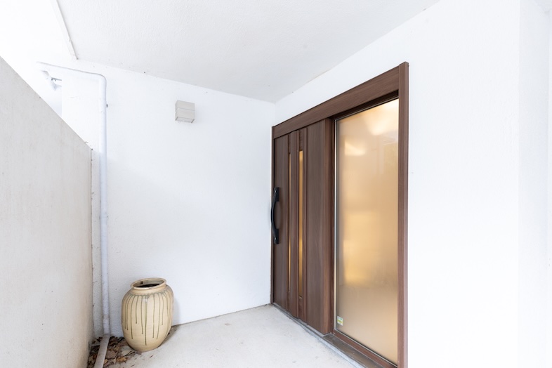 スタジオINAMURA248｜広々とした玄関ホール