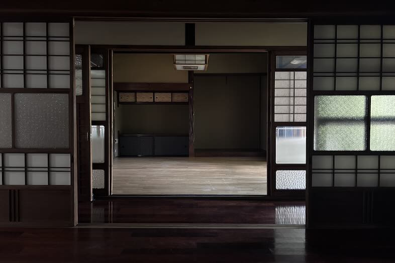 【１階和室】日本建築ならではの静謐な雰囲気