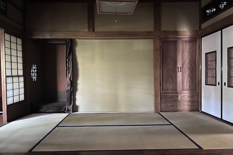 【１階和室】手入れの行き届いた床の間