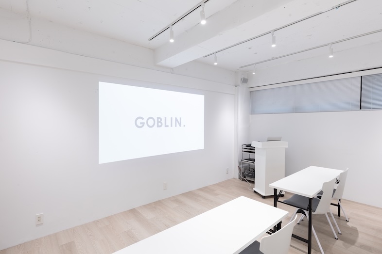 GOBLIN.北参道 -ROADSIDE-｜オプションでプロジェクターの使用も可能