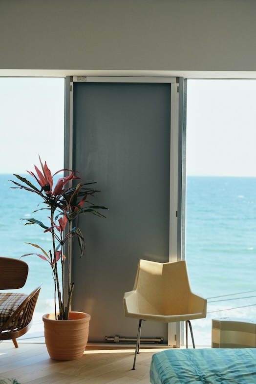 The NOON 七里ヶ浜スタジオ｜海を背景にナチュラルモダンな演出が可能