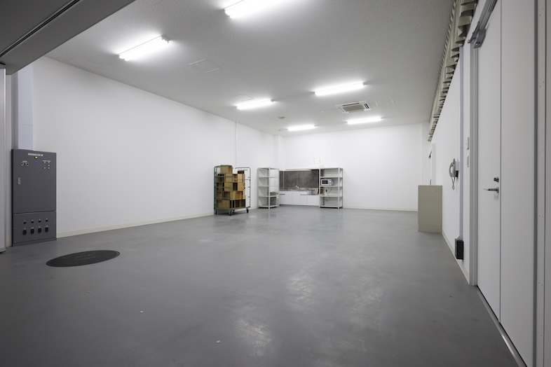 海岸通りスタジオ｜大型機材や複数人数での撮影も余裕のレイアウト