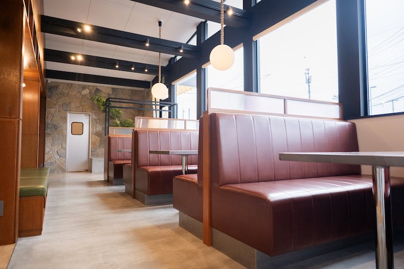 The PIER｜【1F ラウンジ】カフェやレストランシーンの撮影に最適な空間