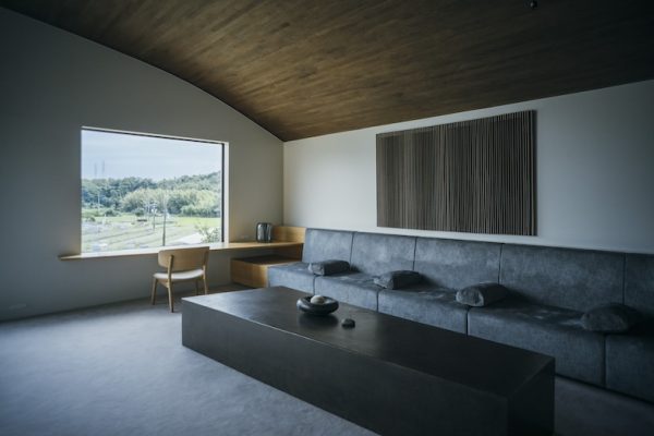 【2F】インテリア誌やウェブCMにも映えるリビング