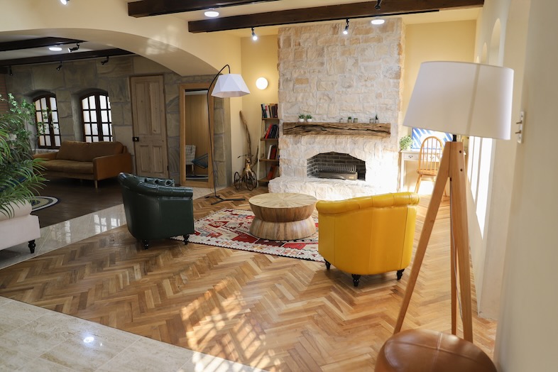 スタジオポルト｜【Bst】ドラマやブランドムービーのメインシーンに映える構図