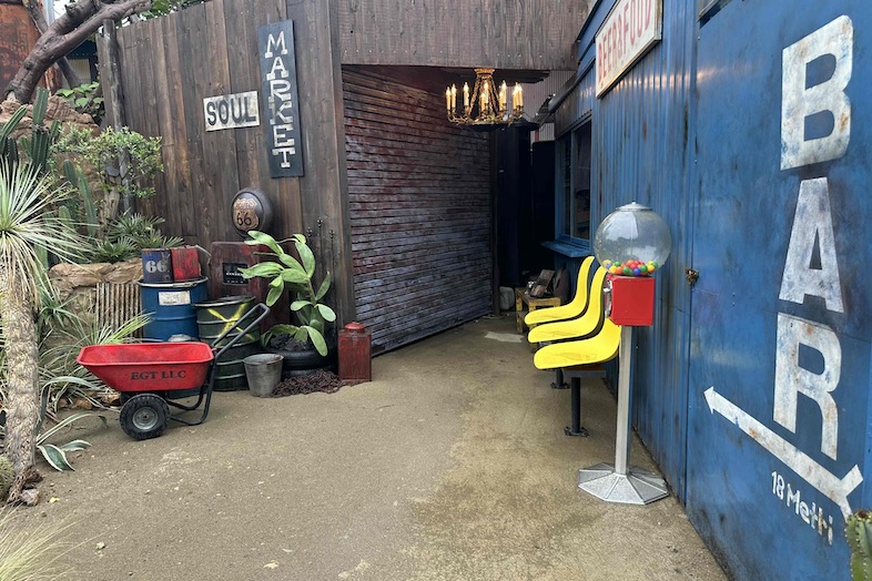 EGT｜どこを切り取っても絵になる背景は、スチールからムービーまで相性抜群