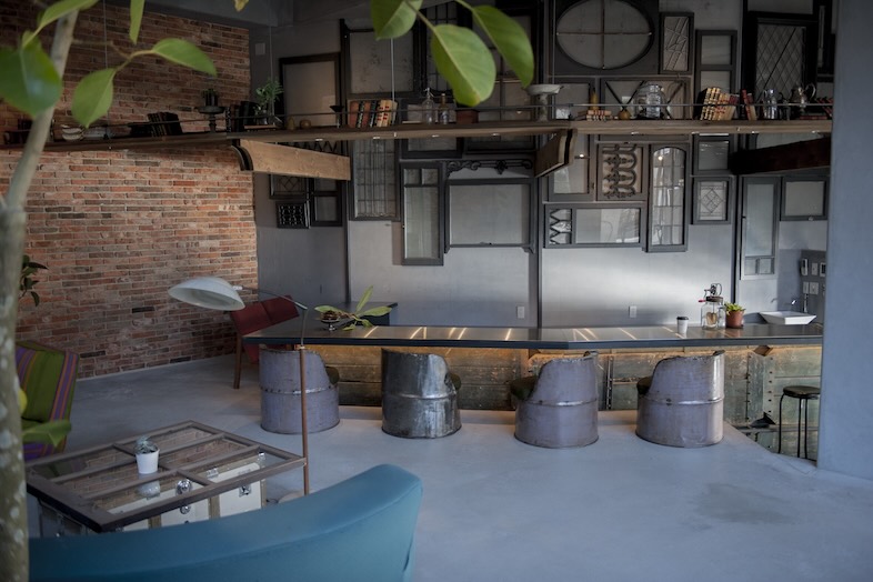 EASE -世田谷砧-｜【1F LOUNGE】観葉植物などの小物も使用可能