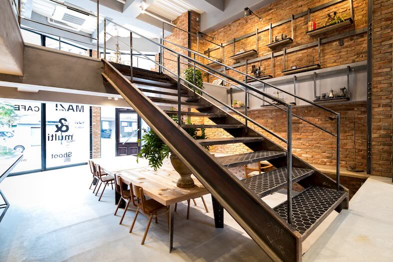 EASE -世田谷砧-｜【1F CAFE】コワーキングやオフィス利用にもぴったりの絵になるエリア