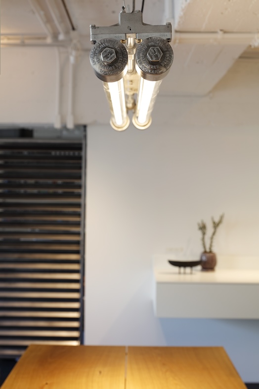 G STUDIO｜ライトが空間を柔らかに照らします