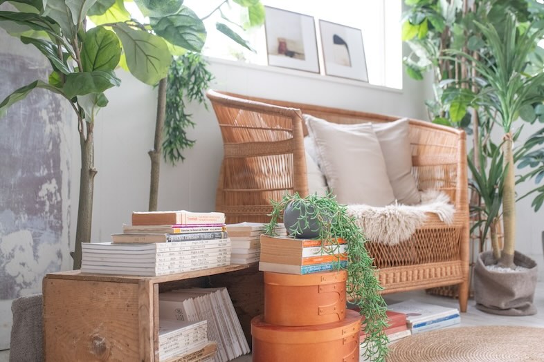 スタジオクークー︎｜【3F】ラタン調のソファブース