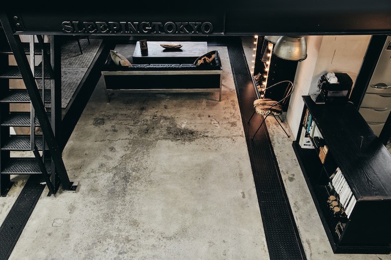 sleepingtokyo.studio｜【GARAGE】俯瞰撮影可能な空間