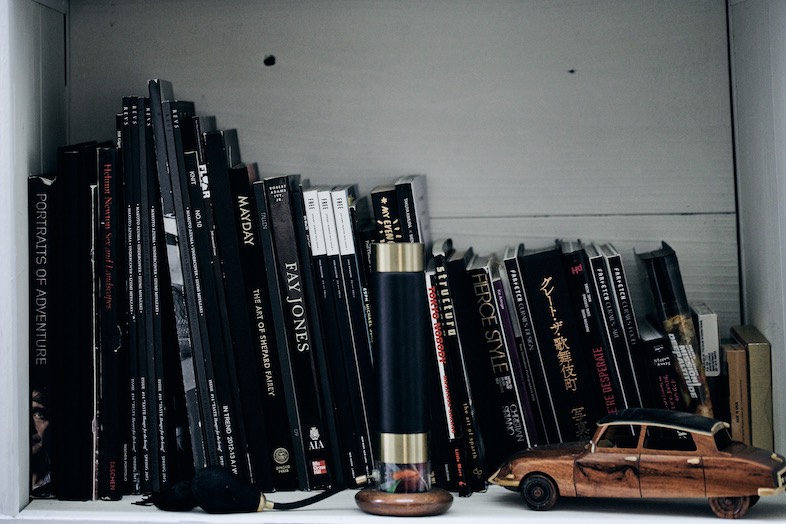 sleepingtokyo.studio｜【GARAGE】撮影小物が充実