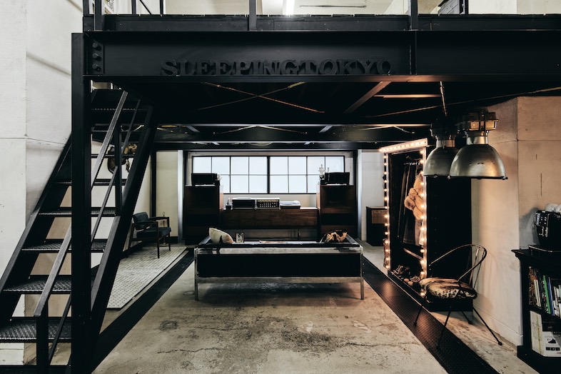 sleepingtokyo.studio｜【GARAGE】インダストリアルな撮影背景