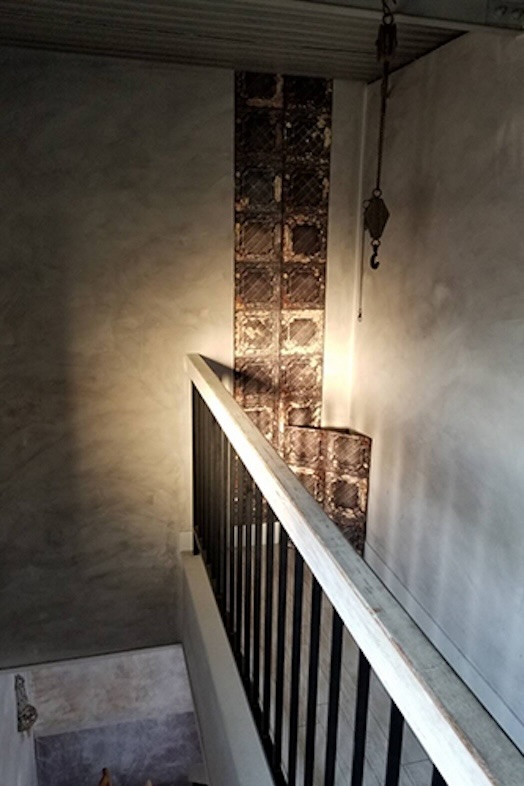 スタジオクークー︎｜【4F/屋上】階段スペース