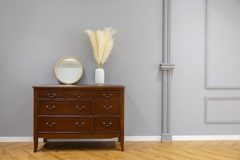 Studio Mekuru｜【2F】クラシックな質感が映える一角は、小物撮影・商品撮影にも使えるディテールカット