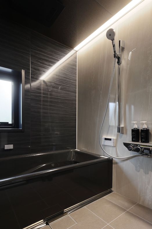 Villa Hokuto｜【浴室】ラグジュアリーな浴室は、バスタイムやバスアイテムの広告などに◎