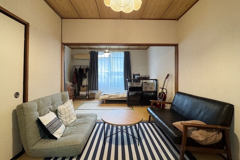小竹向原アパート / 高商スタジオ｜【206】家具・小物充実でスムーズな撮影が可能