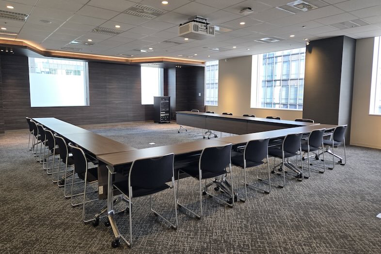 INFIELD / 御茶ノ水トライエッジカンファレンス｜【11B】コの字レイアウト