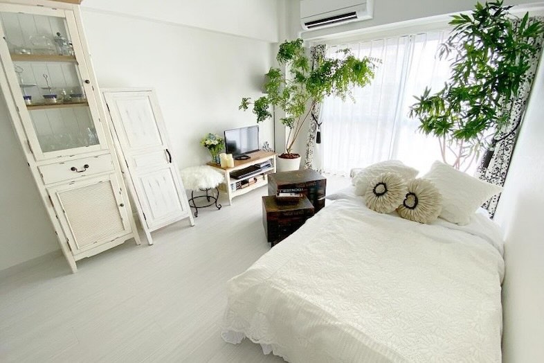 亀戸902マンションスタジオ｜自然光が差し込むベッドルームで、起床・就寝シーンの撮影が可能