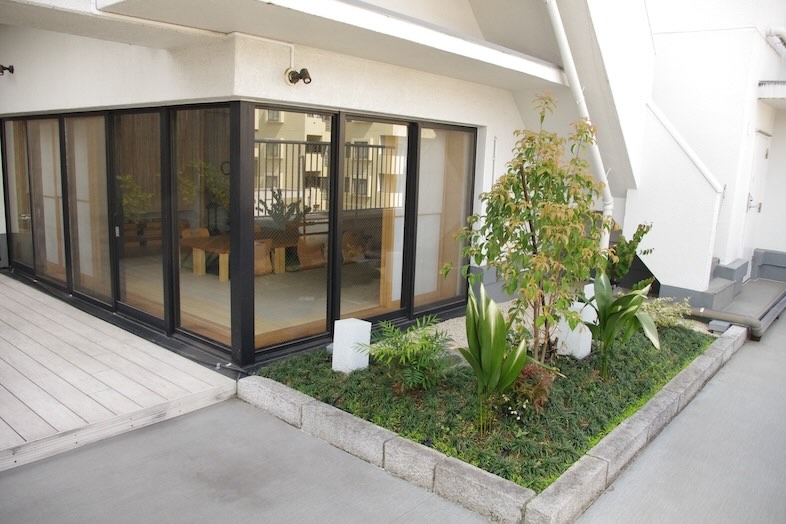 INBOUND LEAGUE｜【8F/Terrace】和室に隣接する屋上テラスエリア