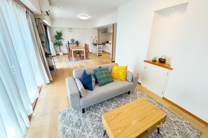 上野毛マンション / 高商スタジオ｜【001号室】2LDKのファミリータイプの間取り