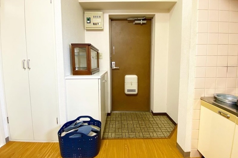 亀戸901マンションスタジオ｜玄関内側