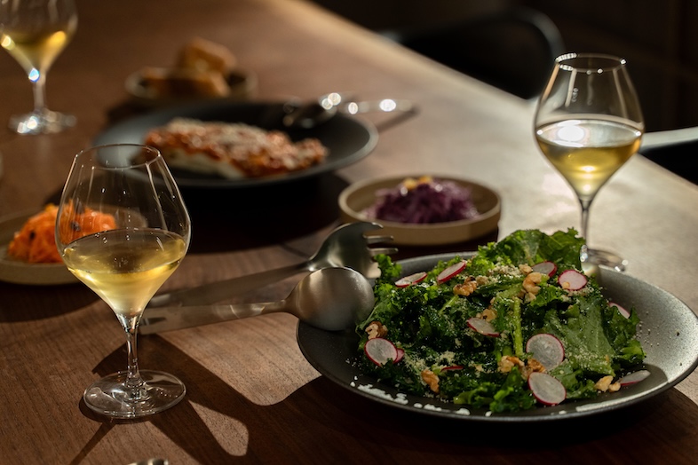 Aru home｜撮影事例：シェフの調理風景やグルメ撮影にも最適