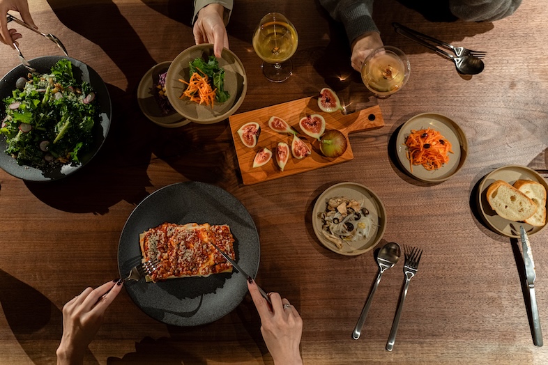 Aru home｜撮影事例：料理雑誌の1ページのような撮影に