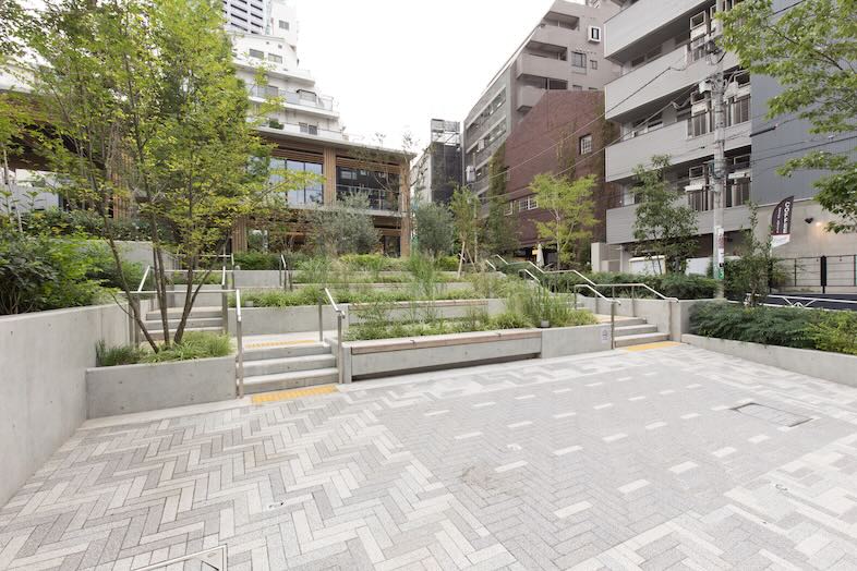GOBLIN.渋谷PARK店｜公園シーンを美しく切り取れるロケーションなので、映画やドラマの屋外カットに最適