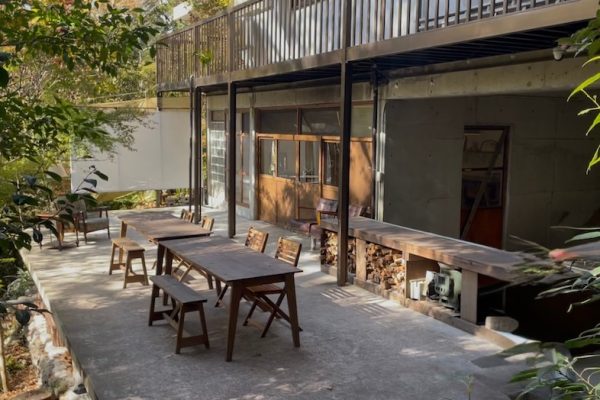 屋外での調理シーンや飲食シーン、DIYシーンなどの撮影も