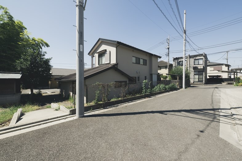 淡路島バーガー 国立谷保店｜住宅街の中にひっそり佇むスタジオ