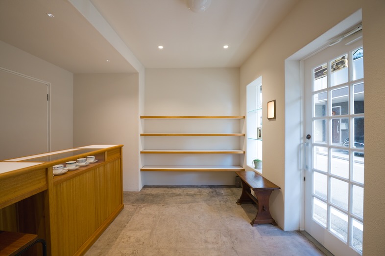 Tea for You｜室内全体に自然光が広がり、柔らかな雰囲気を演出します