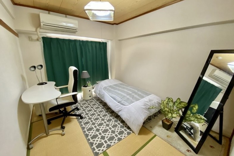 亀戸901マンションスタジオ｜カーテンを閉めた和室