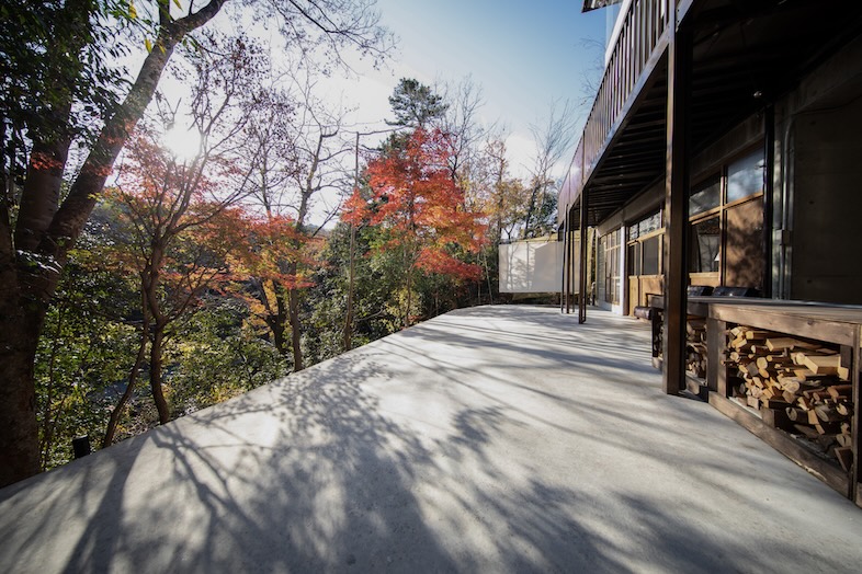 unbox okuōme｜【Concrete deck】静けさの中で、印象に残るポートレートや商品、暮らしの歳時記風の撮影が可能に