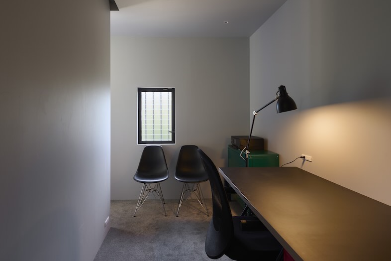 J studio 鎌倉 丘の家｜ナイトシーンやワークシーンなど、ドラマやCMの生活描写に ※オプション使用