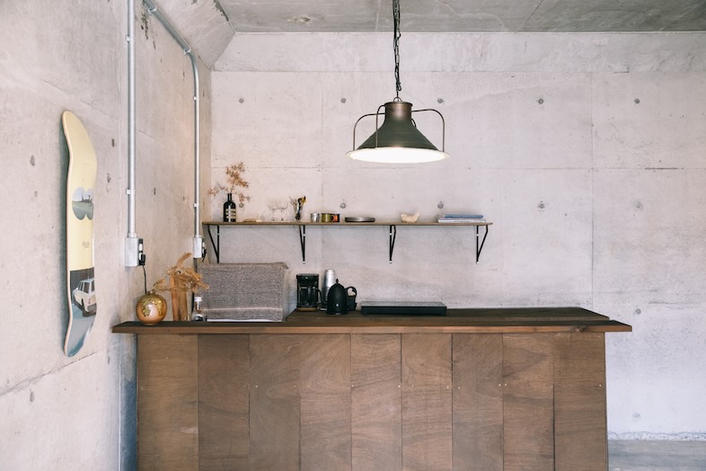 unbox okuōme｜【Main room】さまざまなシーン撮影にフィットするカウンター