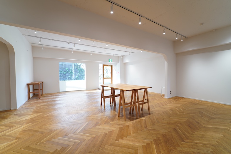 GOBLIN.表参道SIDEWALK店｜自然光差し込むナチュラルな空間