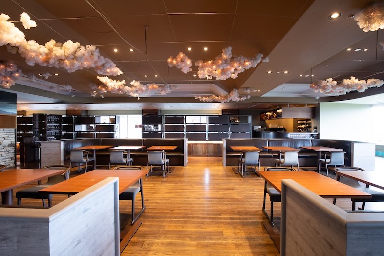 GOBLIN.半蔵門LOUNGE店｜広々としたテーブル席を活かし、カフェやレストランシーンの撮影が可能