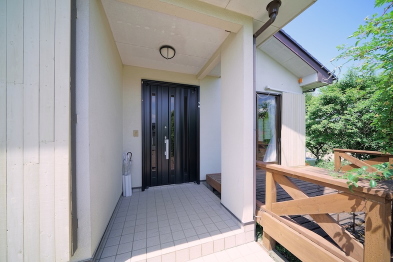 NORMAN HOUSE 東松山｜玄関ポーチ