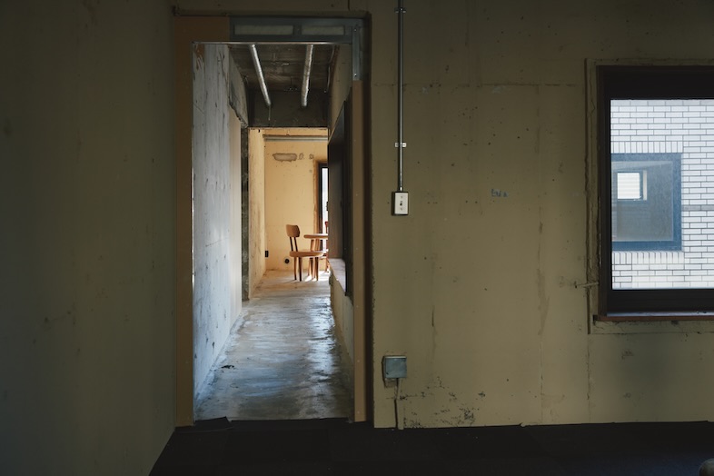 KiN｜【2階】雰囲気のあるポートレートやホラームービーなどの撮影にもフィット