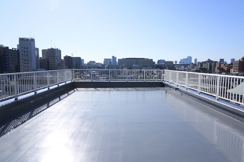 ライトスタジオ｜【Bst】70㎡の屋上スペース